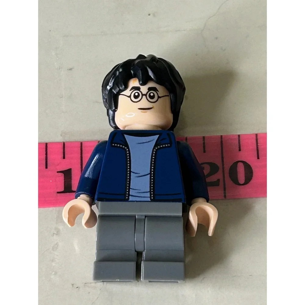 LEGO Harry Potter Hagrid's Hut 75947 Minifigures &‎ Instructions - Picture 9 of 12